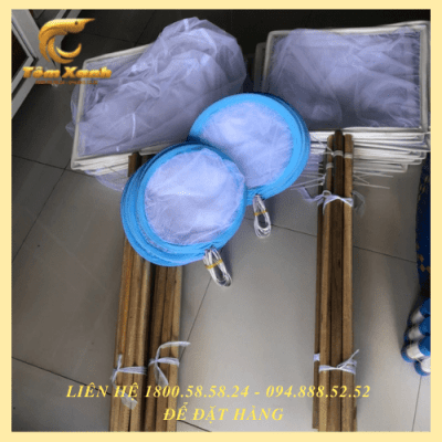 VỢT NHỎ
